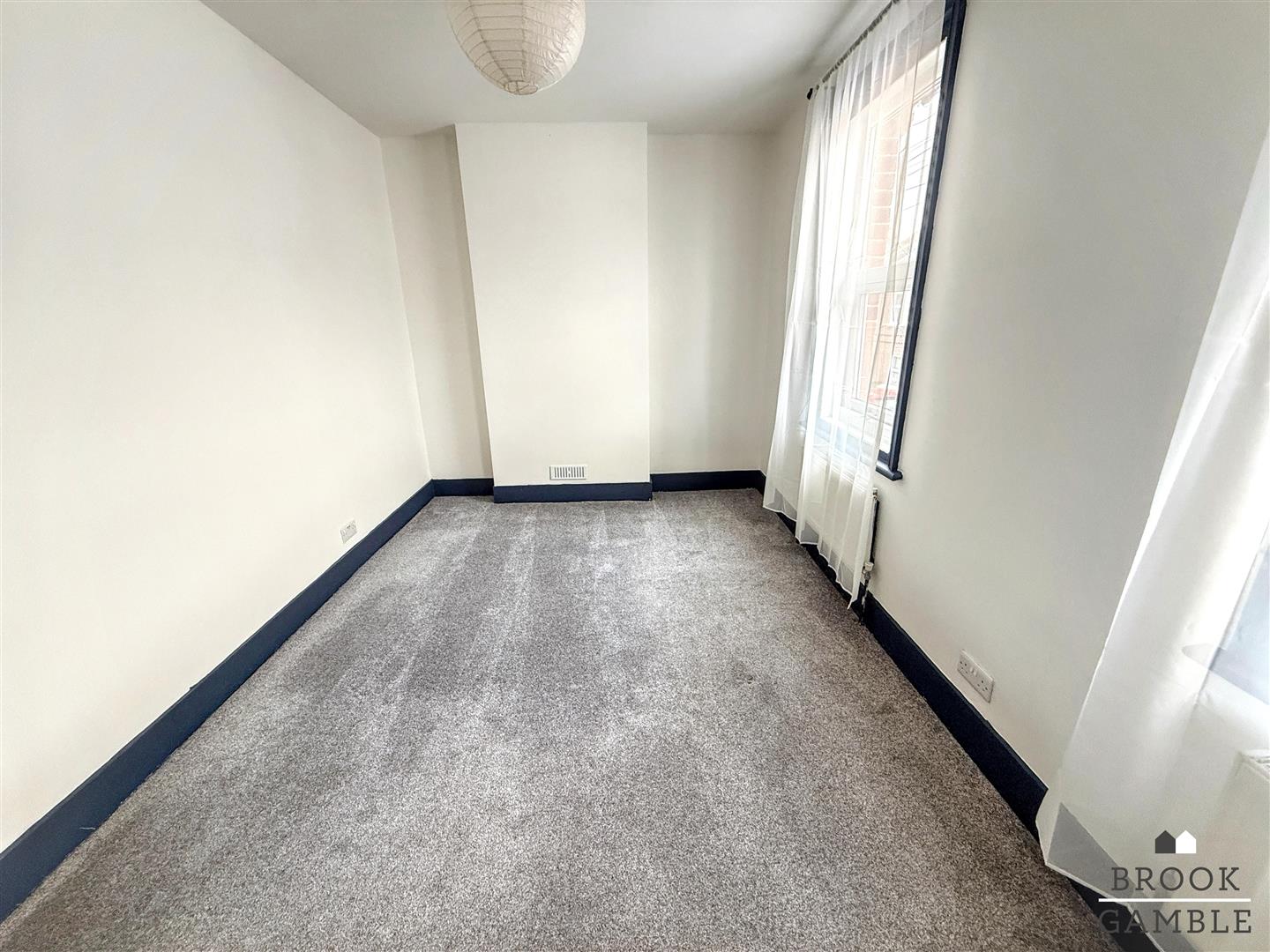 2 Bedroom House. Sydney Road in Eastbourne,  14